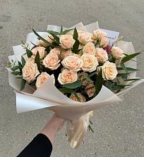 Букет Кремовые розы Латте в Сокуре