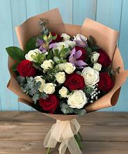 Букет цветов из:  Розы и Альстромерии #REPLACE_PRED# Сокуре