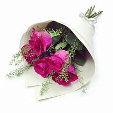 Букет цветов из:  Розы в Сокуре