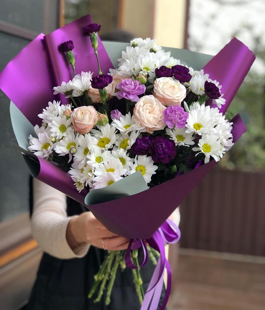 Букет цветов из: Хризантемы, Гвоздики и Розы в Сокуре