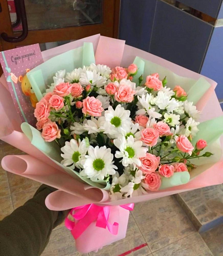 Букет цветов из: Розы и Хризантемы в Сокуре