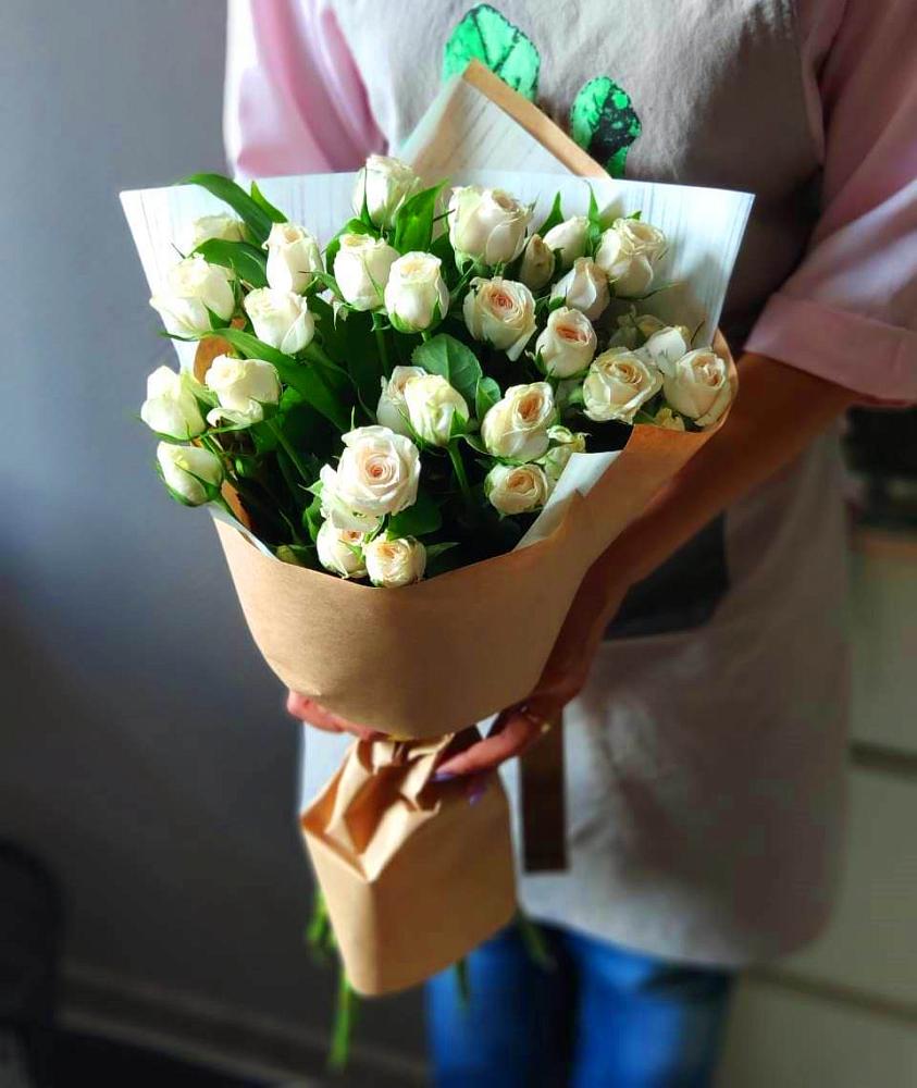 Букет цветов из: Розы в Сокуре