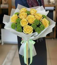 Букет цветов из:  Хризантемы и Розы в Сокуре