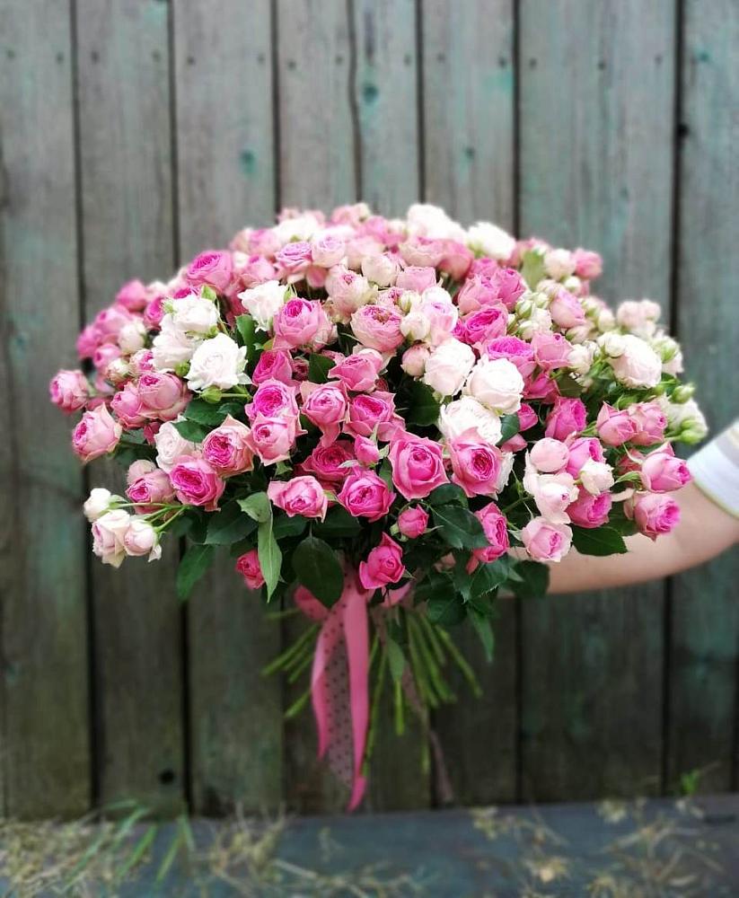 Букет Розовые кустовые розы Натали и Лав Лидия в Сокуре