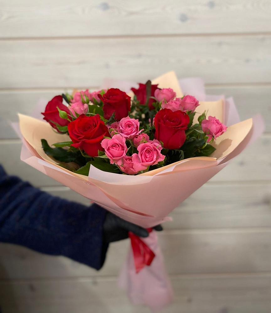 Букет цветов из: Розы в Сокуре