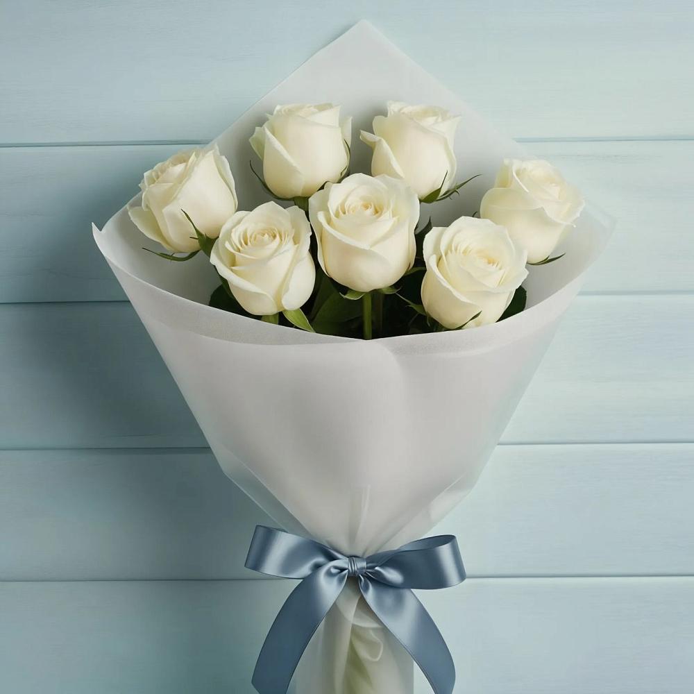 Букет 7 Белых роз Эдлесс Лав в Сокуре